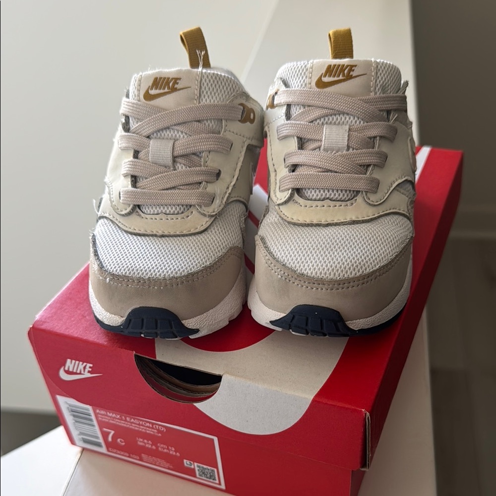 Nike Kids Beige Sneakers